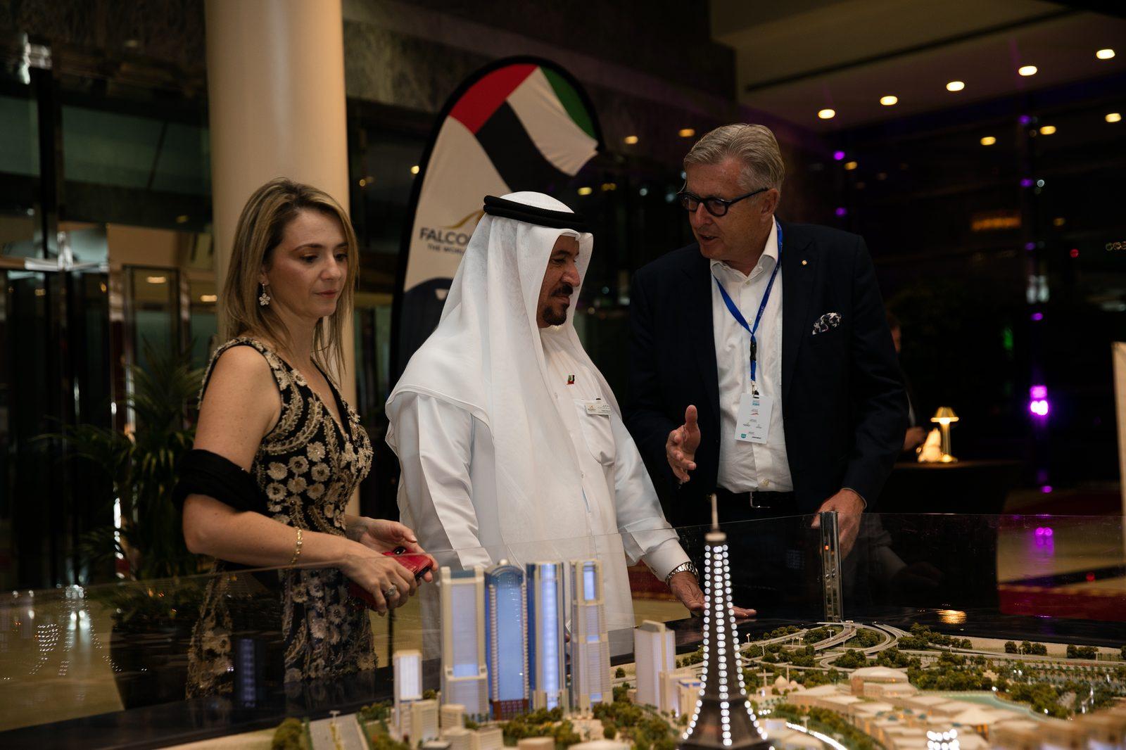 FIABCI members around a development model at a federation congress